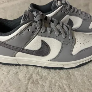 Nike Dunk Lows thumbnail 2