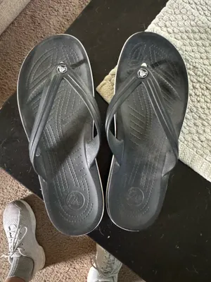 Crocs Flip-Flops thumbnail 1