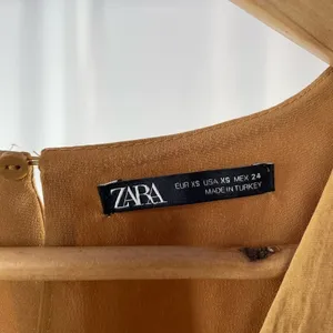 Zara Ruffle Tie Waist Mini‎ Dress in Brown Size Extra Small thumbnail 5