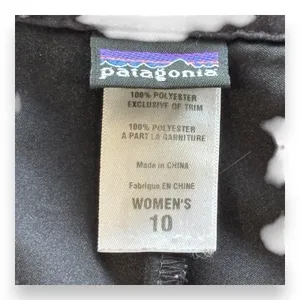 Women's Patagonia Duway Skort Golf Skirt Size 10 Black‎ Side Zip and Zip Pocket thumbnail 4