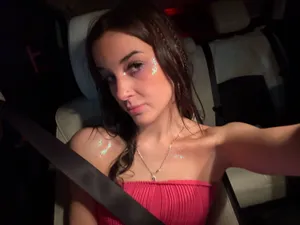 Shein Top Pink Crop thumbnail 3