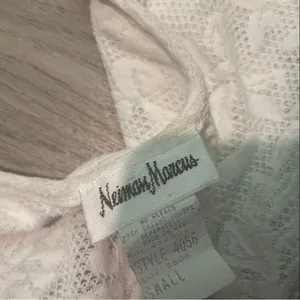 Neiman Marcus Cream Lace V-Neck Blouse thumbnail 2
