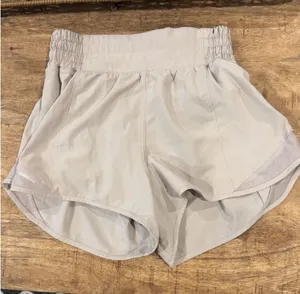 Lululemon Hotty Hot 2.5" High-Rise thumbnail 1