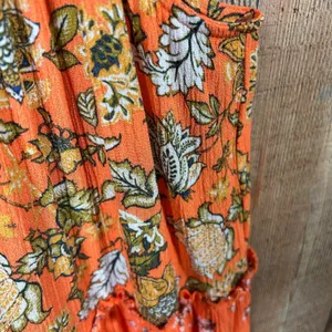Chelsea & Violet Orange Mixed Floral Tie Shoulder Tiered Mini Dress Medium thumbnail 4