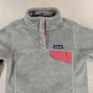 Patagonia Womens Re-Tool‎ Snap-T Fleece Pullover Grey Pink XS 25443 FA19 thumbnail 3