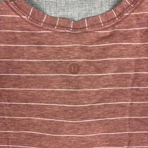 Lululemon Athletica T-Shirt Womens 2 Red Striped Crew Neck Short Sleeve Top thumbnail 12