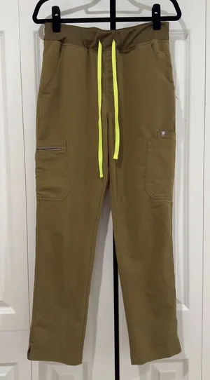 Women’s FIGS Martini Olive Yola HR Scrub Pants thumbnail 1