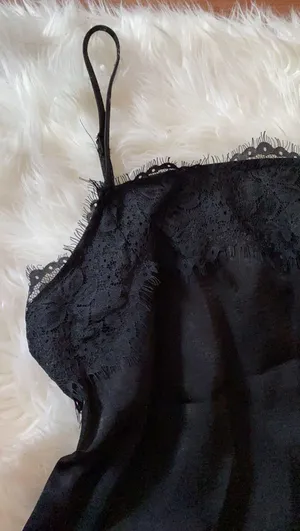 Forever 21 silk lace trim tank thumbnail 3