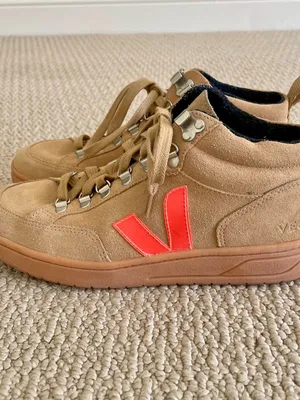 Veja Roraima Suede shoes, size 8 thumbnail 2