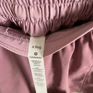 Lululemon Light Pink Hotty Hot Shorts thumbnail 3