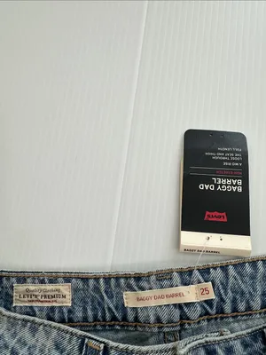 Levi's NWT Baggy Dad Barrel Jeans with Crystal Embellishment Dazzle Me, 25 x 32 thumbnail 10