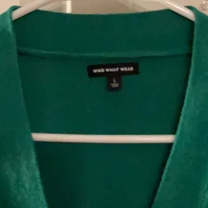 Who What Wear Green Women's Cardigan Sweater SZ L NWOT thumbnail 3