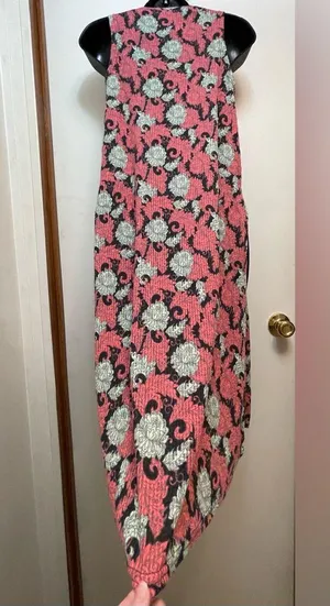 LulaRoe XS JOY sleeveless layering piece. thumbnail 1