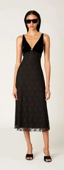 NIA The Brand Guest Black Velvet and Lace Midi Dress Whimsigoth Wedding Formal S thumbnail 1