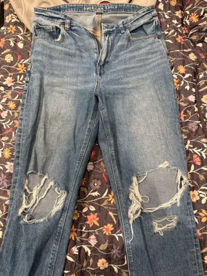 American Eagle Jeans thumbnail 1