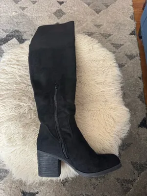 Journee Collection Black Suede Over-the-Knee Boots thumbnail 4