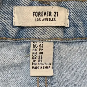 Forever 21 Light Wash Denim Cuffed Shorts 27 thumbnail 8