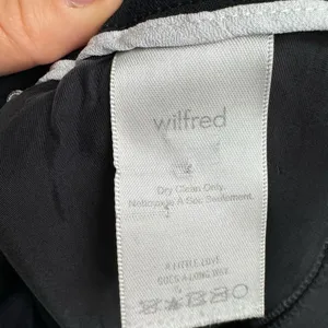Aritzia Wilfred Crepe Darontal Pull On Cropped Pants Trousers Black Size 6 Small thumbnail 13