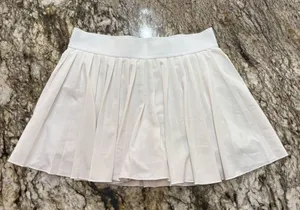 Aritzia TNA Pleated Active Skort thumbnail 2