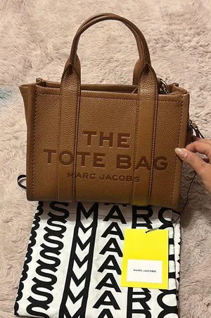 Authentic Marc Jacob’s small tote bag in argan oil thumbnail 1
