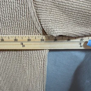 327 | Aerie Women Medium Oversized V-Neck Waffle Knit‎ Thermal Sweater Tan thumbnail 4