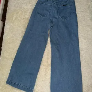 Rollas NWOT High Rise Wide Leg Size 27 thumbnail 5