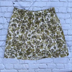 Ann Taylor loft short 4 layered ruffled skirt green Very soft and pretty thumbnail 1