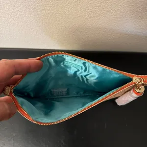 NWT Mary Kay Cork Makeup Bag Or Clutch Cosmetic Bag Travel Case thumbnail 2
