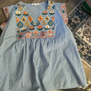 THML blue and white striped embroidered top size M thumbnail 2