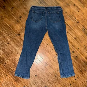 Loft modern denim 8P cropped elevated basics normcore jeans thumbnail 3