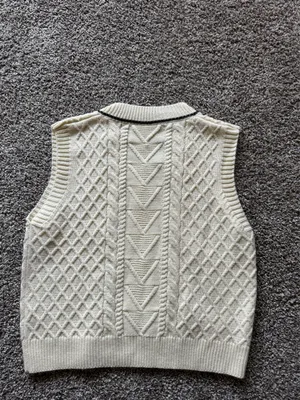 Sweater Vest thumbnail 2