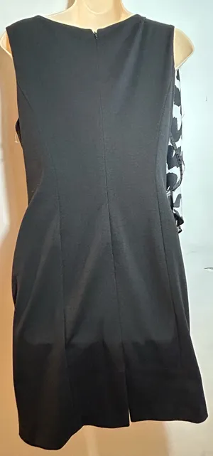 Elegant women's dress. Size S (6). $35. thumbnail 6