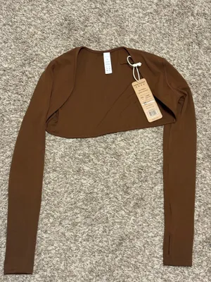 Acta Wear thumbnail 3