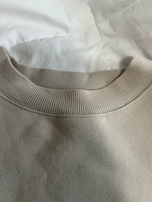 Aritzia TNA Cropped Crewneck thumbnail 3