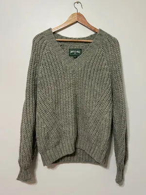 American Eagle Chunky Oversized V-Neck Sweater Size Small Sage Olive Green thumbnail 2
