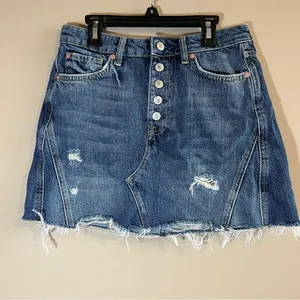 ✨ Free People We the Free Women’s Denim Button Fly Mini Skirt Raw Hem 29 thumbnail 2