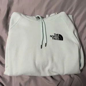 The North Face Women’s Sweatshirt Hoodie thumbnail 1