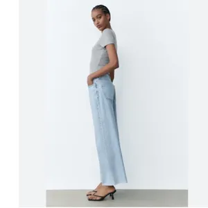 Zara High-Rise 8197/816 Wide‎ Leg Culotte Jeans Sz:00 NWT C24 thumbnail 2