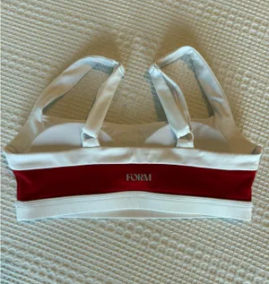Shop Form Sports Bra Red Size M thumbnail 2