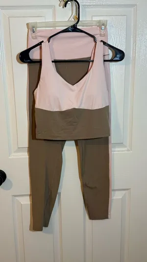 Old Navy Activewear Set thumbnail 1