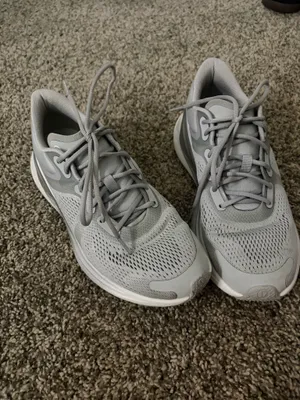 Grey lululemon blissfeel run shoes thumbnail 2