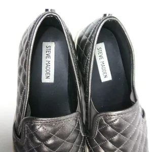STEVE MADDEN Silver Quilted‎ Slip On Loafers Women's 8.5 B Sneaker thumbnail 4