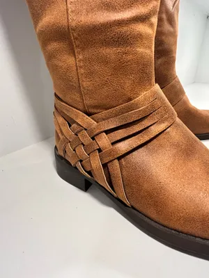 Women’s Brown Knee High Riding Boots Size 7 Side Zip Braided Strap Low Heel thumbnail 3