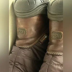UGG Boots Womens 7 MATILDA 1904 Brown Vibram Puffer Quilted Waterproof thumbnail 14