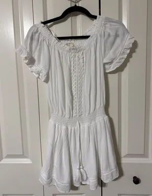 Ocean Drive Off The Shoulder Smocked White Mini Dress Sz Medium Beach Resort thumbnail 1