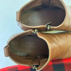 Draft Listing Brown Size 6 thumbnail 4