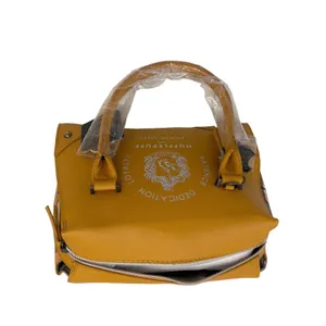 Harry Potter Hufflepuff Hogwarts Bucket Handbag Yellow/ Plaid. NWT thumbnail 3