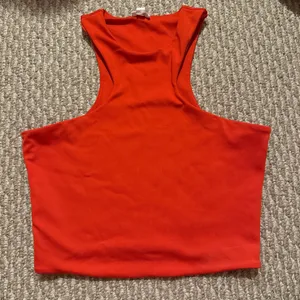Red Garage Top thumbnail 1