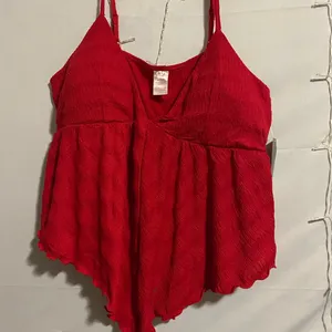 Red Women's Top Size undefined thumbnail 3