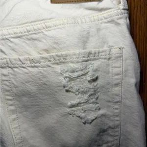 Aeropostale Super High Rise 90s Baggy Off White Distressed Y2K Jeans 10R. thumbnail 5